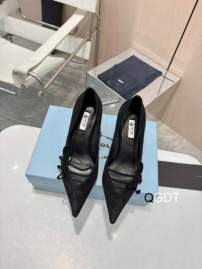 Picture of Prada Shoes _SKUPradasz35-40719144.5cmGDT0302